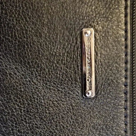 Mini 5 Zip Crossbody With Zipper Details - Picture 11 of 15